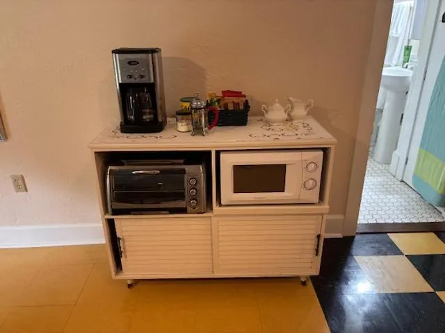 Old Town Garden Loft Apartment Tallahassee